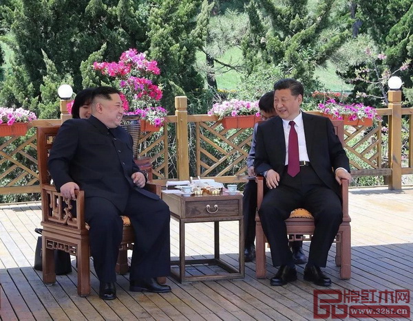 中朝两国大连会晤,两国领导人落座红木家具 中朝两国大连会晤,两国领导人落座红木家具